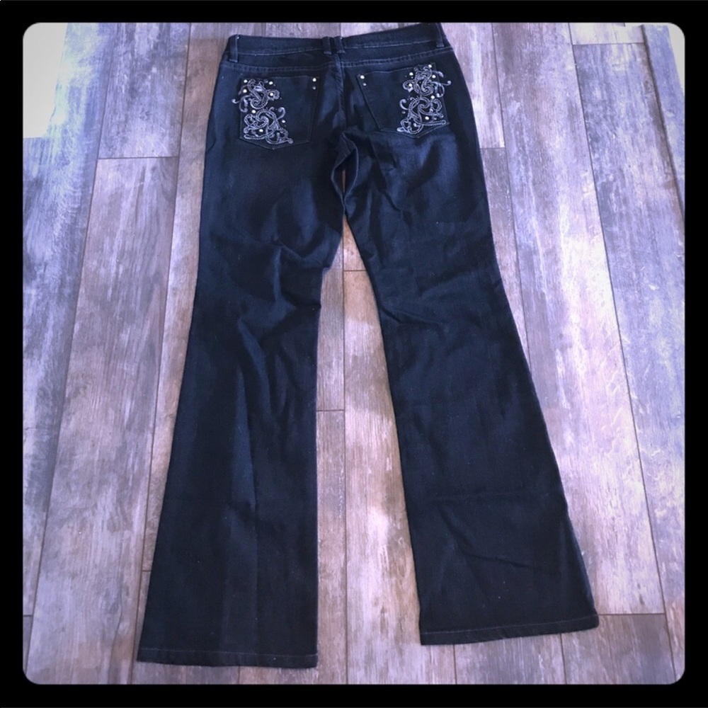 White House Black Market Embellished Jeans 6 SHORT